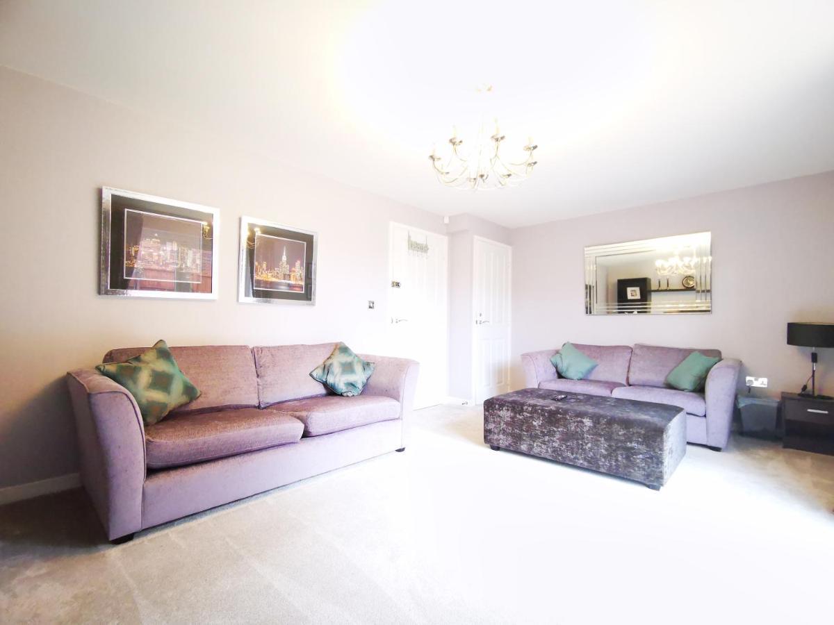 The Lawnswood - Central Manchester Holiday Home With Free Parking Екстер'єр фото